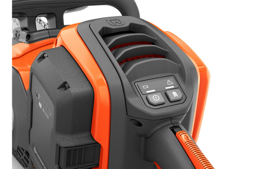 Husqvarna Power Axe 350i Chainsaw (battery and charger included)