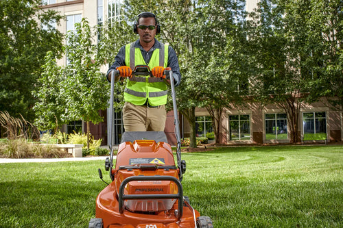 Husqvarna W520i Commercial Battery Push Lawn Mower